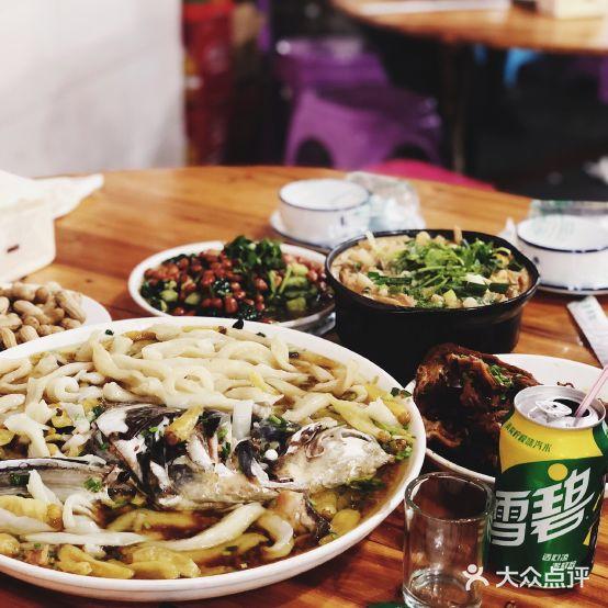 黄七甲胖子鱼头(湖心路店) - 星际高球联盟-中国精英人士高尔夫旅游度假实景