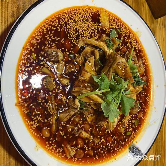 伙食团(巴塘店) - 星际高球联盟-中国精英人士高尔夫旅游度假实景