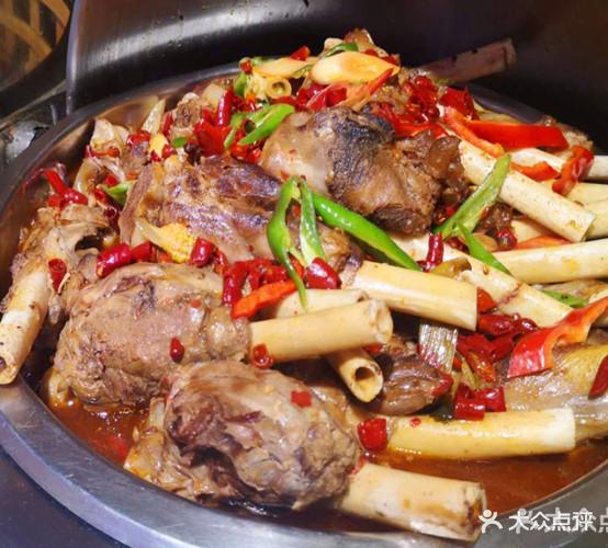 壹号街海鲜自助火锅(中山路店) - 星际高球联盟-中国精英人士高尔夫旅游度假实景