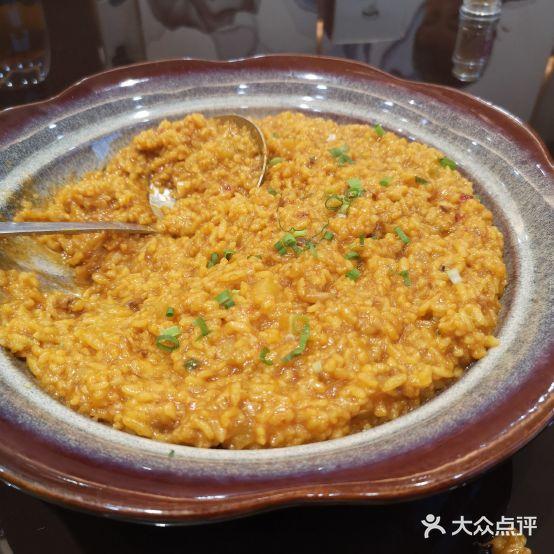 鸿越美食楼 - 星际高球联盟-中国精英人士高尔夫旅游度假实景