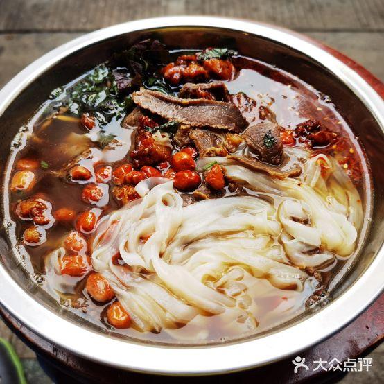 炳记牛味粉店(四坊路店) - 星际高球联盟-中国精英人士高尔夫旅游度假实景