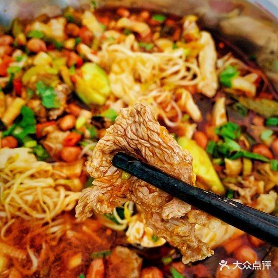 大众牛杂(广西钦州总店) - 星际高球联盟-中国精英人士高尔夫旅游度假实景