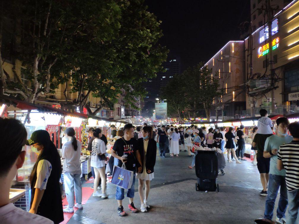 李村夜市炸串卷饼 - 星际高球联盟-中国精英人士高尔夫旅游度假实景