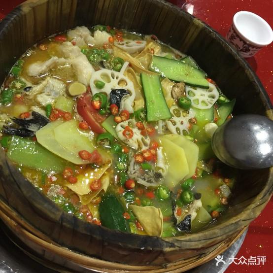 雅府正红木桶鱼(仁和店) - 星际高球联盟-中国精英人士高尔夫旅游度假实景