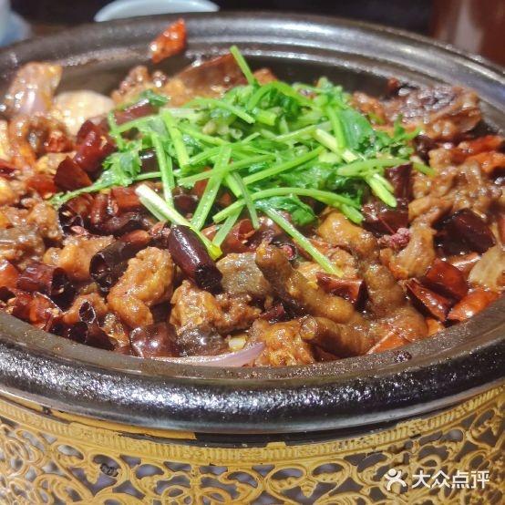 红石砂锅(白土坝店) - 星际高球联盟-中国精英人士高尔夫旅游度假实景