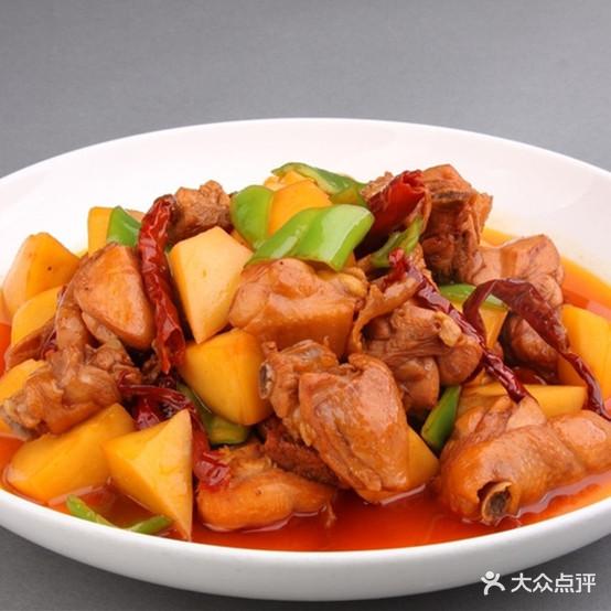 阿凡提大盘鸡(东城墙路店) - 星际高球联盟-中国精英人士高尔夫旅游度假实景