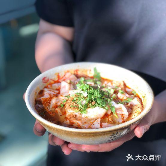 八毛凉皮总店(西小路店) - 星际高球联盟-中国精英人士高尔夫旅游度假实景