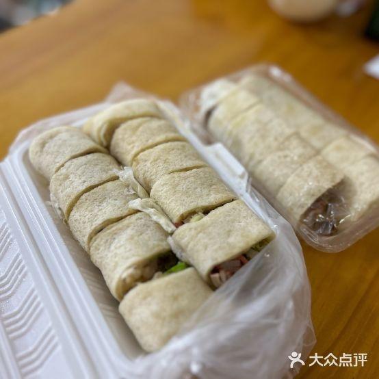汕中路口薄饼(二马路店) - 星际高球联盟-中国精英人士高尔夫旅游度假实景