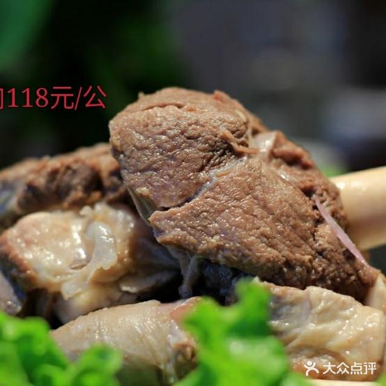 萨孜草原铁锅羊肉餐厅 - 星际高球联盟-中国精英人士高尔夫旅游度假实景
