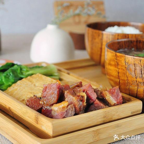 厉山张六子牛肉饭(随州总店) - 星际高球联盟-中国精英人士高尔夫旅游度假实景