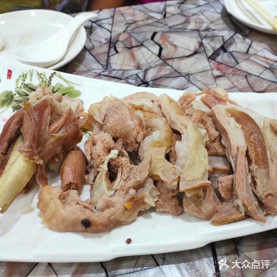 尕东乡手抓美食城(总店) - 星际高球联盟-中国精英人士高尔夫旅游度假实景