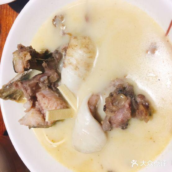 小镇土钵菜(抚州店) - 星际高球联盟-中国精英人士高尔夫旅游度假实景