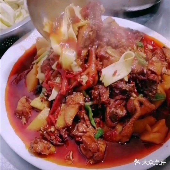 清真·新疆西域香大盘鸡 - 星际高球联盟-中国精英人士高尔夫旅游度假实景