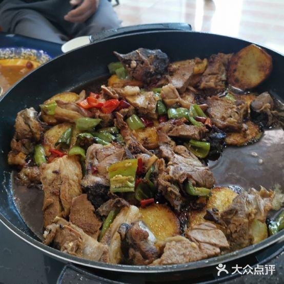 华格第一人家·老铁手抓美食城 - 星际高球联盟-中国精英人士高尔夫旅游度假实景