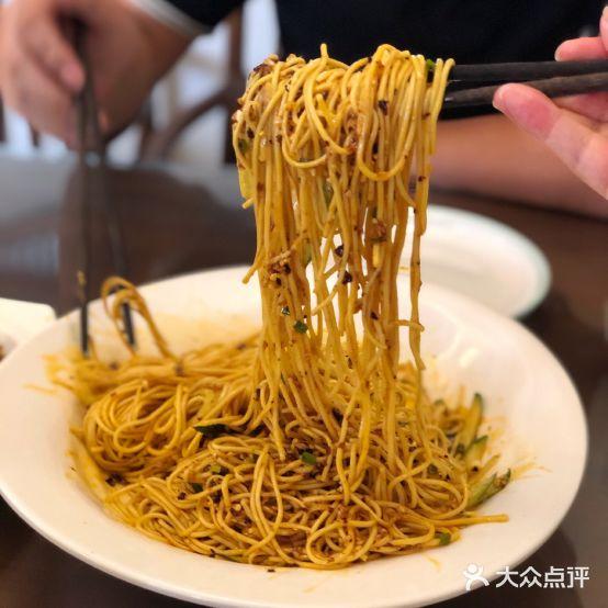 严记小天府酸菜鱼(太行山路店) - 星际高球联盟-中国精英人士高尔夫旅游度假实景