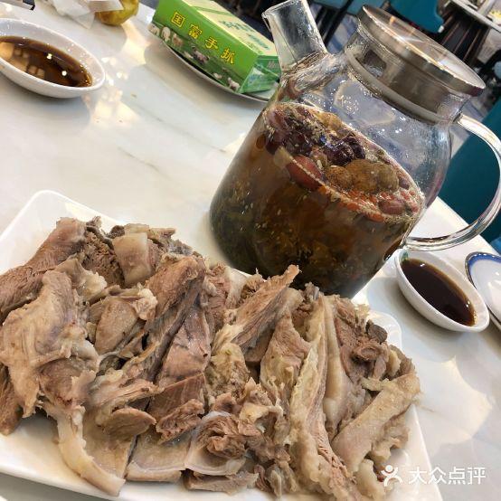 国富手抓餐饮名店(光耀店) - 星际高球联盟-中国精英人士高尔夫旅游度假实景