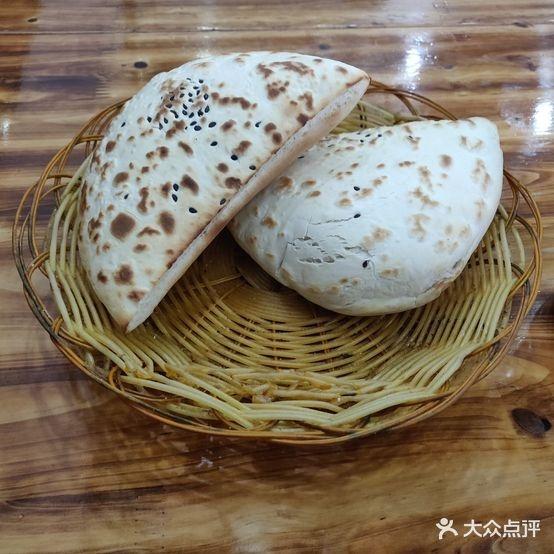 董氏牛肉面(托河家园店) - 星际高球联盟-中国精英人士高尔夫旅游度假实景