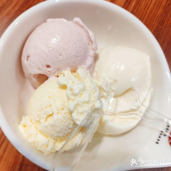 比尔森啤酒自助烤肉(中山路店) - 星际高球联盟-中国精英人士高尔夫旅游度假实景