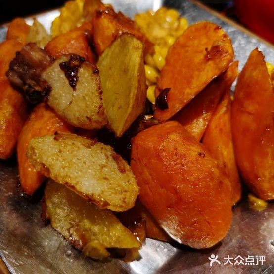 爱饭海鲜店(上城世家店) - 星际高球联盟-中国精英人士高尔夫旅游度假实景