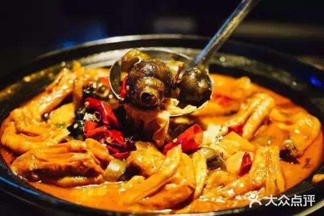 天一阁美食城(滨江路店) - 星际高球联盟-中国精英人士高尔夫旅游度假实景