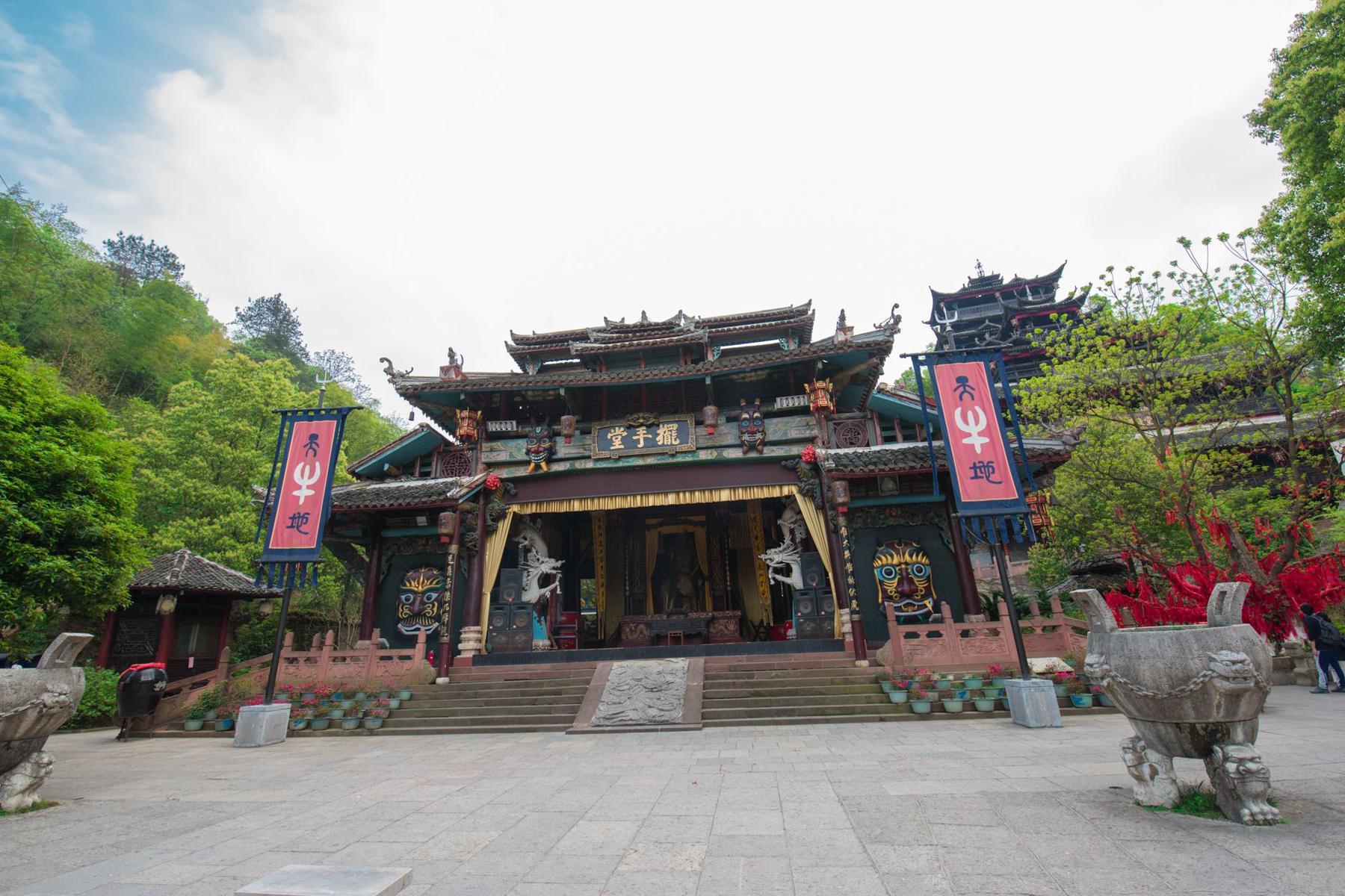 张家界土家风情园 - 星际高球联盟-中国精英人士高尔夫旅游度假实景