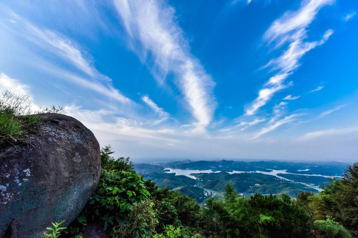 观天下景区 - 星际高球联盟-中国精英人士高尔夫旅游度假实景