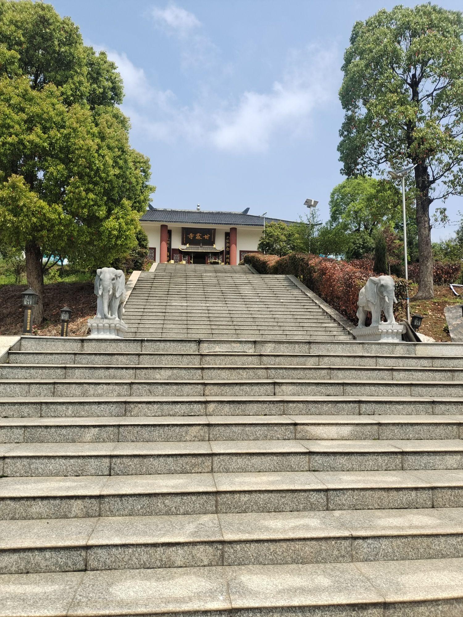 湘潭县易俗河镇双梅村甘霖寺 - 星际高球联盟-中国精英人士高尔夫旅游度假实景