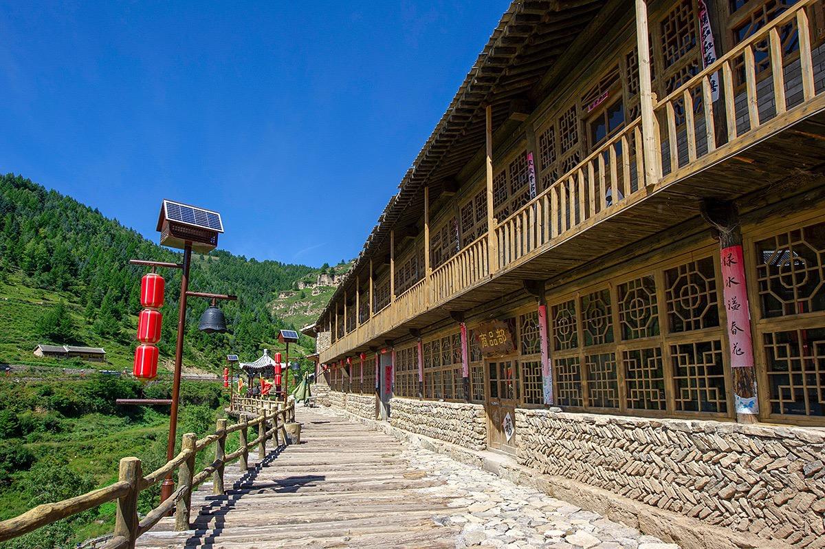 悬空村景区 - 星际高球联盟-中国精英人士高尔夫旅游度假实景