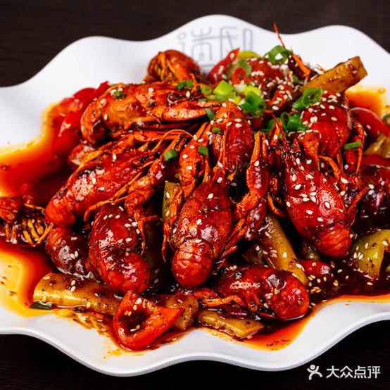伊通龙凤烧鸽子(鼎盛华府店) - 星际高球联盟-中国精英人士高尔夫旅游度假实景