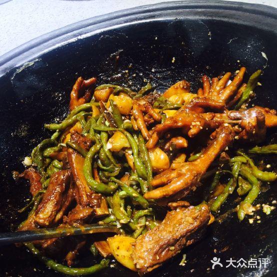 品味笨锅炖(银泉新都店) - 星际高球联盟-中国精英人士高尔夫旅游度假实景