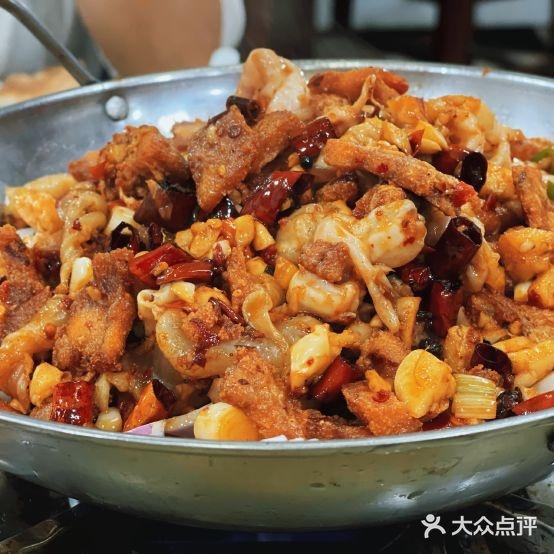 天福鱼庄·翘嘴白(沿江路一店) - 星际高球联盟-中国精英人士高尔夫旅游度假实景